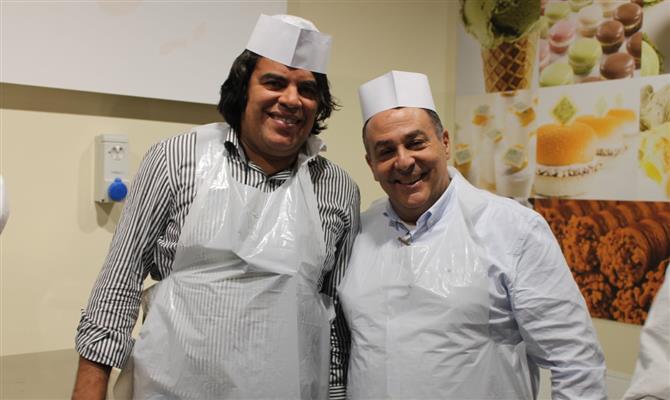 Marcos Freitas, da Abav Pernambuco, e Geraldo Rocha, da Abav Nacional, fizeram o próprio gelato italiano
