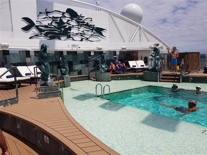 seaview pool and yacht club canarsie