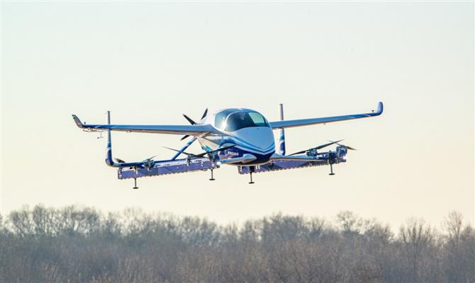 Alimentado por um sistema de propulsão elétrica, o protótipo PAV é projetado para um voo totalmente autônomo de decolagem a pouso