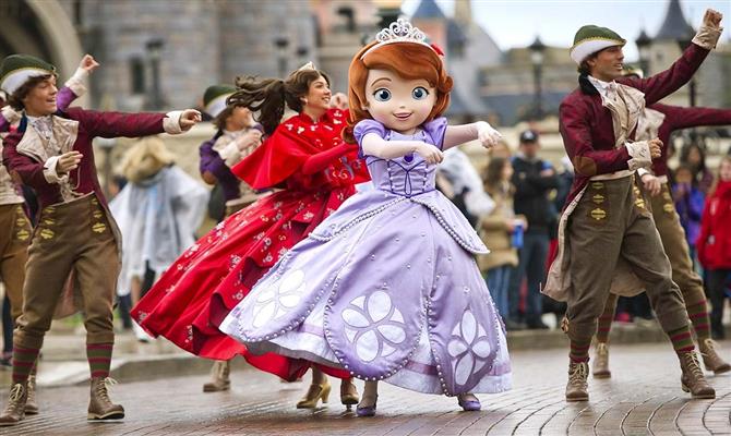 Em Disney Pirate or Princess: Make Your Choice o visitante participa de um show interativo com muita música e dança 