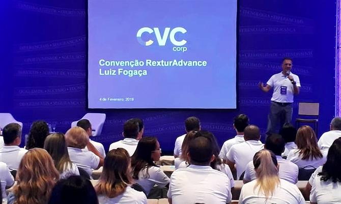 Luiz Fernando Fogaça abriu o encontro, que acontece na Bahia