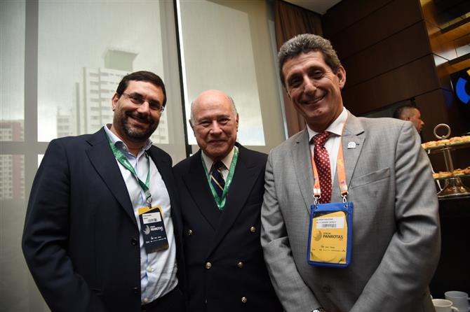 Pedro Seabra, da Viatecla, Guillermo Alcorta, da PANROTAS, e Rogério Siqueira, do Beto Carrero World
