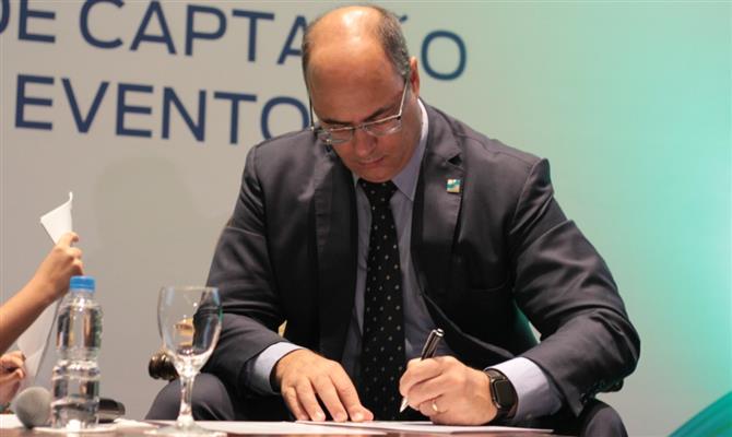 O governador do Estado do Rio de Janeiro, Wilson Witzel, assinou na manhã desta quinta-feira (21), 80 cartas oficiais de apoio