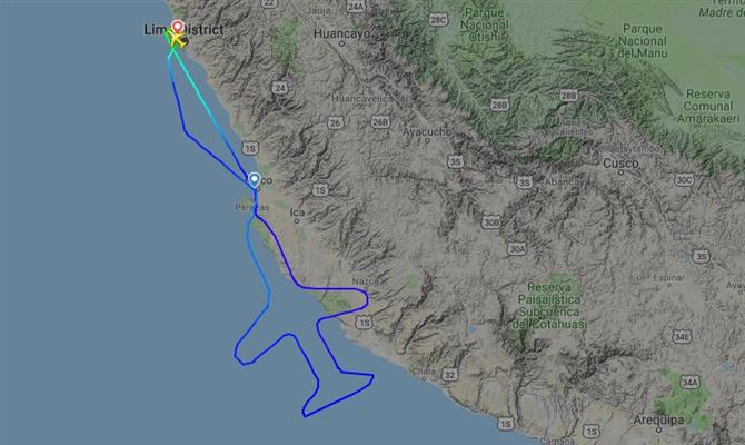 Rota do voo LA 2530 da Latam sobre o Peru