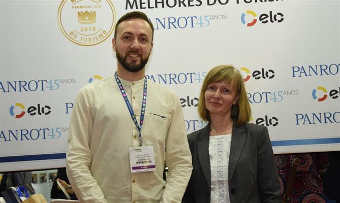 Konstantin Akopyan e Kseniia Boikova, do Comitê de Turismo de Moscou
