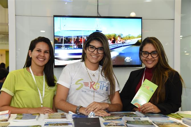 Rubia Nascimento Hora, Aline Ferreira Machado e Lara Brunelle, da Secretaria de Estado do Turismo do Sergipe