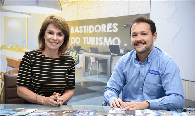 Jeanine Pires, sócia da empresa Matcher, ao lado de Rodrigo Vieira, coordenador de Redação 