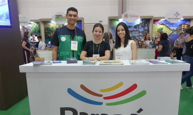 Thiago Araujo, Gabriela Cunha e Victoria Xavier, do Turismo do Estado do Paraná