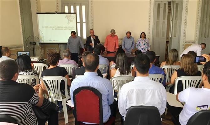 Encontro reuniu 50 gestores e representantes de municípios baianos