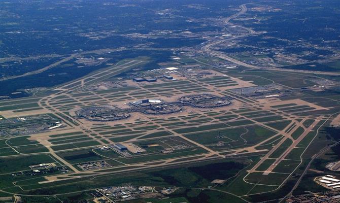 Aeroporto de Dallas/Fort Worth movimenta mais de 69 milhÃµes passageiros por ano