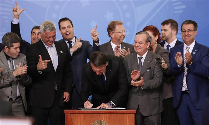 Decreto foi assinado no dia 7 de maio, em Brasília