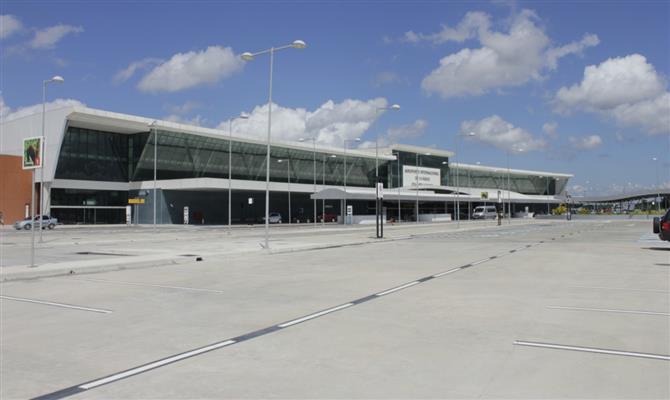 Pista do aeroporto de Manaus está em reforma para manter padrões de segurança