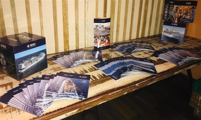 Catálogos da próxima temporada de cruzeiros foram distribuídos nos eventos