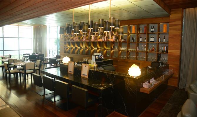 Bar do Tryp Belo Horizonte, aberto este mês no bairro Savassi