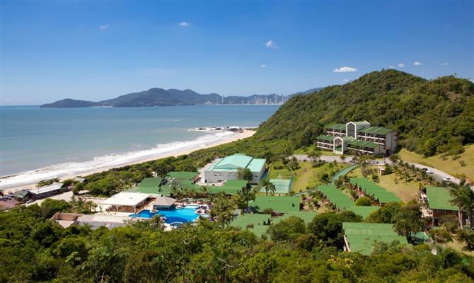 Resort fica na orla de Balneário Camboriú, em Santa Catarina