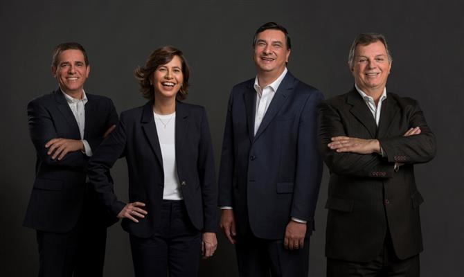 O quarteto de fundadores e diretores da Hotelcare: Ronaldo Albertino, Karin Freitas, Jeferson Munhoz, e Luiz Carlos Rosano