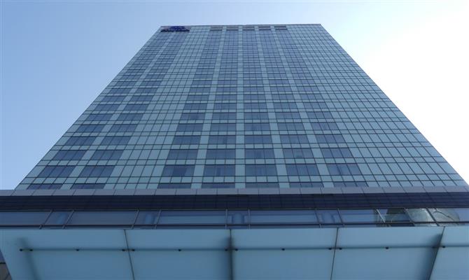 Hilton Warsaw Hotel and Convention Centre: o único hotel da marca na capital da Polônia, Varsóvia