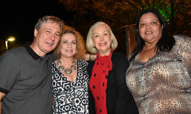 Luiz Strauss, da Promotional, Marise Silva, Tânia Cesonis e Monica Vieira, da Aloha Turismo 