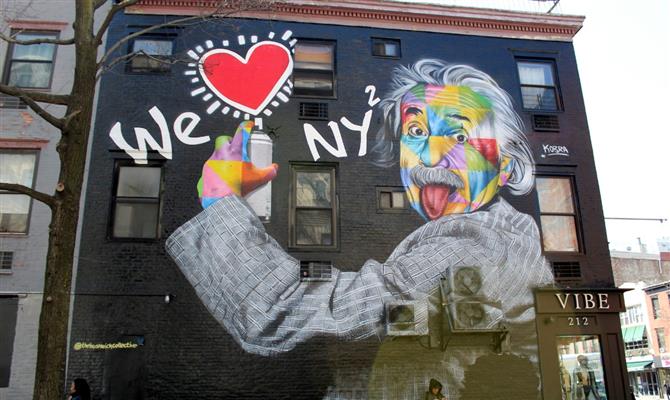 Um dos murais do Kobra em NY: 21st Street com 8th Avenue