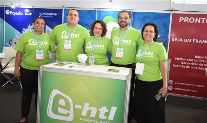 Jennifer Fernandes, Renato Lima, Simone Ricio, Tibério Lima e Silvia Russo, da E-HTL