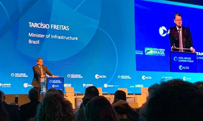 Tarcísio Freitas, ministro da Infraestrutura