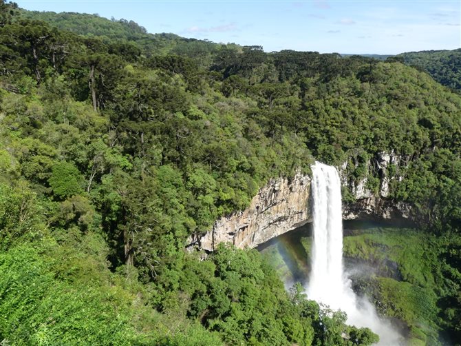 Cascata do Caracol é um dos principais atrativos da Serra Gaúcha