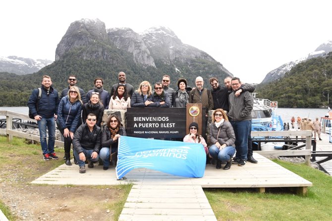 O grupo do Top Ten Aerolíneas Argentinas passou parte do dia conhecendo o Parque Nacional Nahuel Huapi