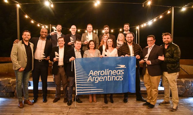 A Aerolíneas Argentians aproveitou o ensejo para agradecer o trabalho feito pelos parceiros