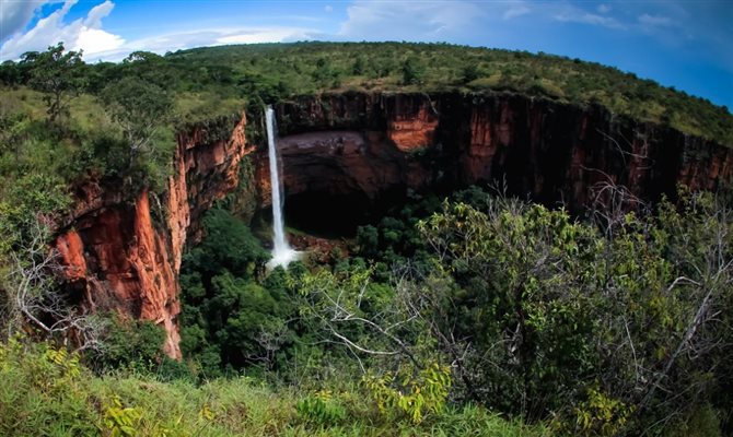 A Chapada dos Guimarães, no Mato Grosso, é uma das unidades de conservação nacionais incluídas no PND