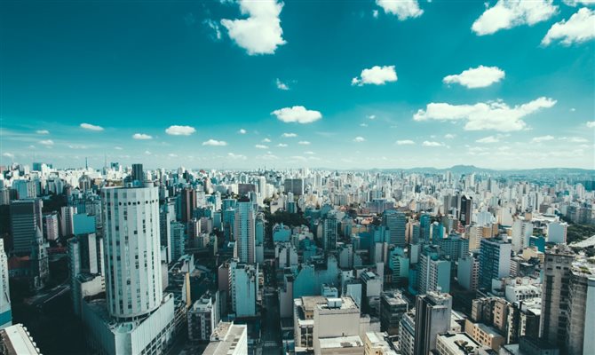 Fundada em 25 de janeiro de 1554, São Paulo supera os 12 milhões de habitantes