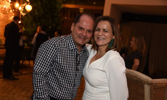 Ney Huberto Neves, da AMResorts, e Ana Maria Donato, da Imaginadora, representante da marca hoteleira no Brasil