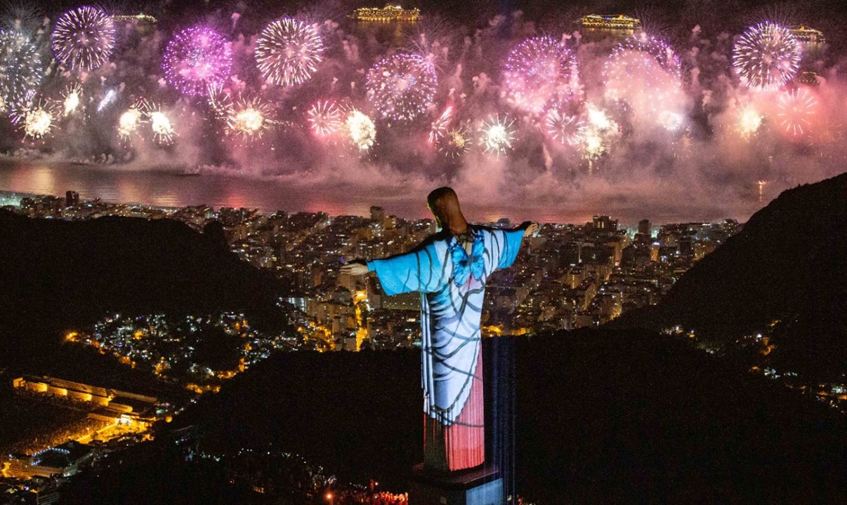 A virada de ano do Rio de Janeiro é uma das mais famosas do mundo