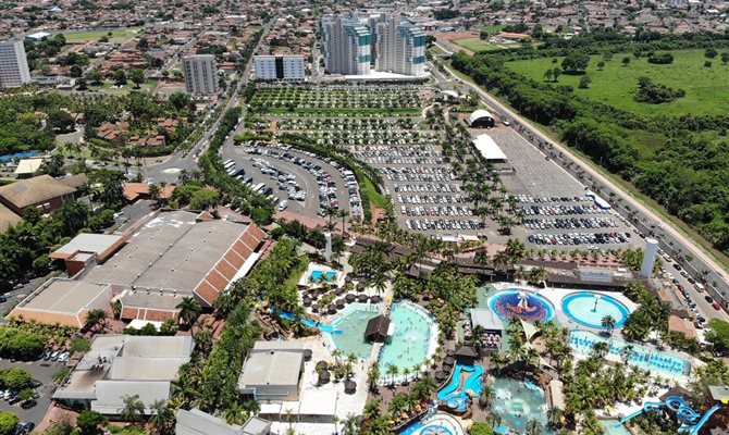  A prefeitura de Olímpia e a hotelaria da região estimam 150 mil visitantes durante feriados de abril