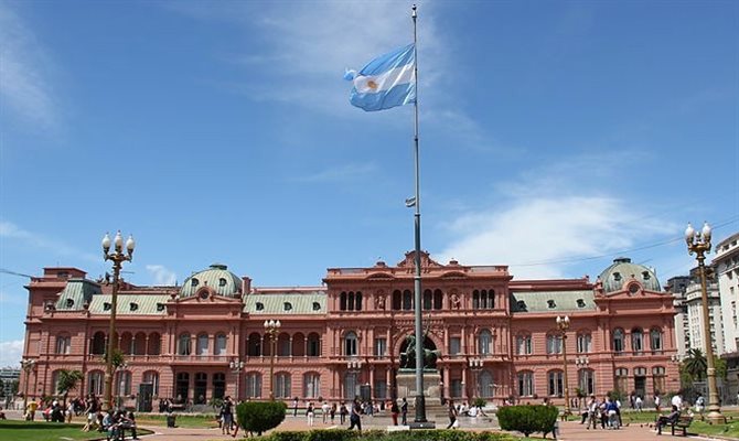 Argentina reabre em 1º de outubro para vizinhos (incluindo brasileiros) e 1º de novembro para todos estrangeiros – vacinados ou não