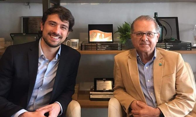 Pedro Nanni, da Elo, e Orlando de Souza, diretor executivo da Fohb