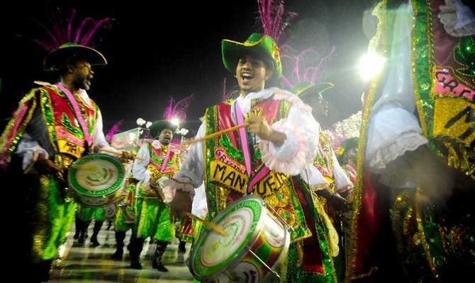 Cidade conta com o principal desfile de escolas de samba do Brasil