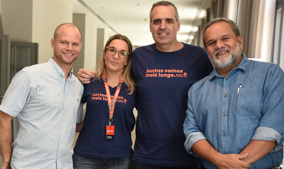 José Guilherme Alcorta, CEO da PANROTAS, Andrea Panisset, gerente de Marketing da Belvitur, Marcelo Cohen, diretor, e Artur Luiz Andrade, editor-chefe da PANROTAS