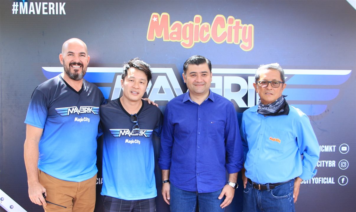 João Palhari (diretor Geral Magic City), Paulo Kenzo (presidente do Conselho Administrativo), Rodrigo Ashiuchi (prefeito de Suzano) e Paulo Uemura (fundador do Magic City)