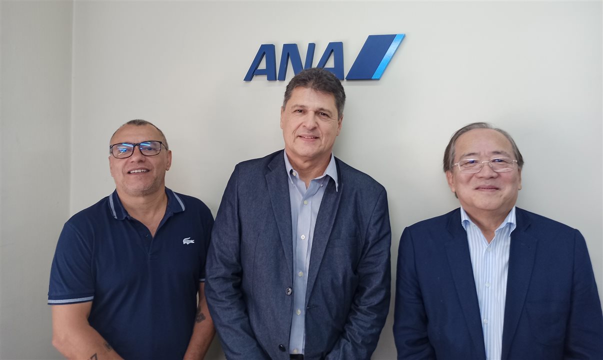 Benedito Almeida Filho, diretor financeiro, Valci Souza, executivo de Vendas e Eduardo Sakamoto, diretor ANA no Brasil
