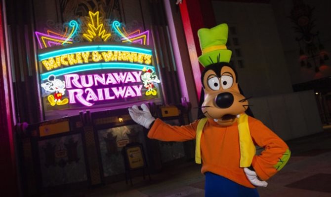 Conheça a nova atração da Disney: Mickey & Minnie's Runaway Railway