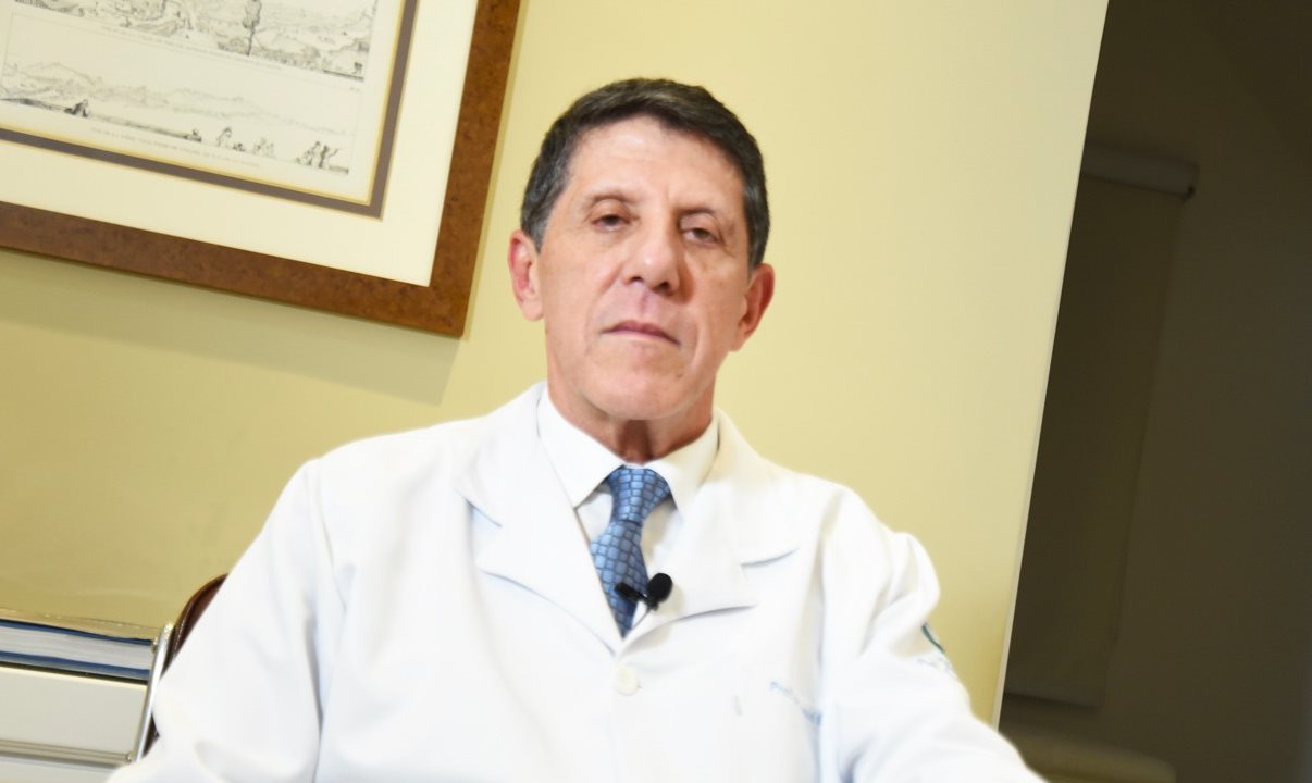 O médico infectologista David Uip