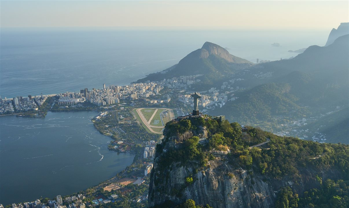 Apenas 12,5% dos empreendimentos no Rio de Janeiro pretendem reabrir as portas ainda no mês de maio