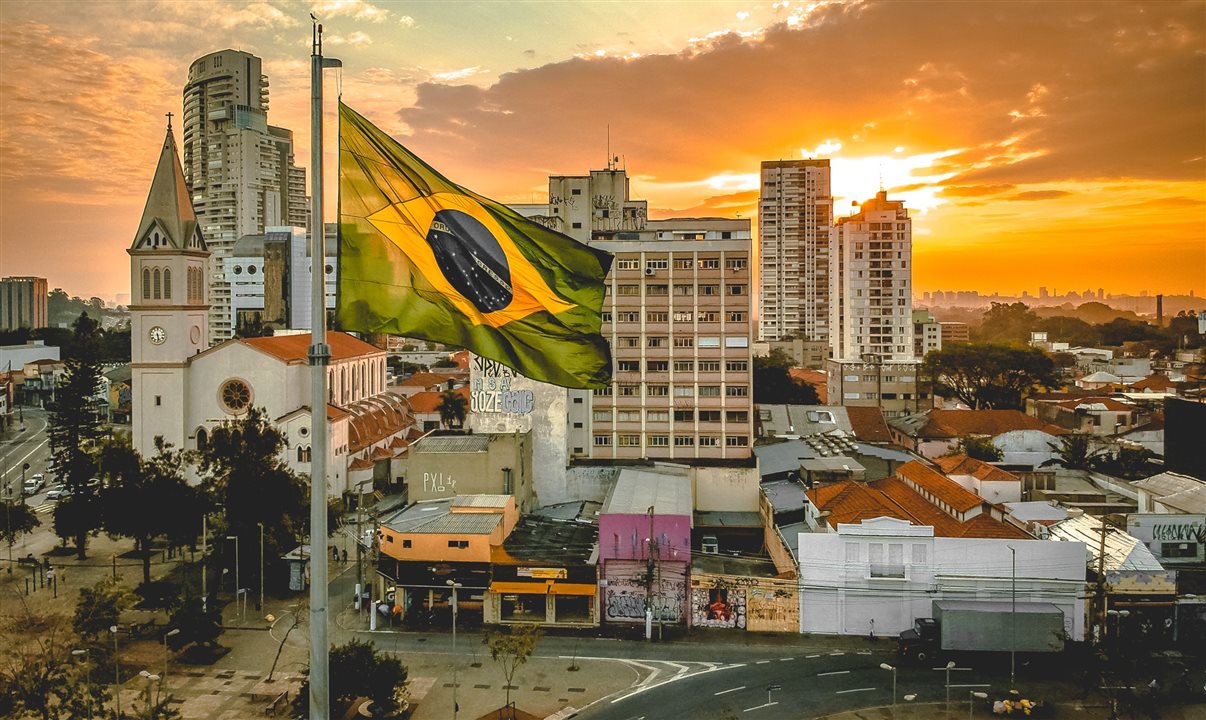 Dados do Expedia Group mostram que busca por viagens no Brasil acelerou durante o mês de julho