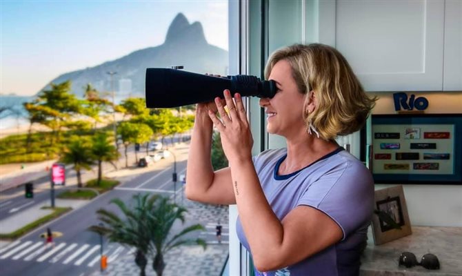 Viviânne Martins, da Academia de Viagens Corporativas, mostra como foi a jornada SP-Rio no primeiro vídeo do canal InTravl