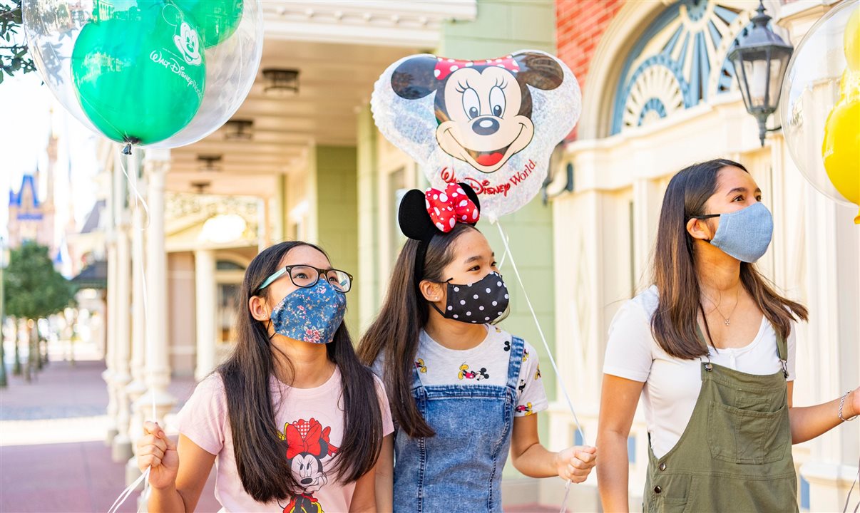 Disney voltará a exigir máscaras nos parques dos EUA