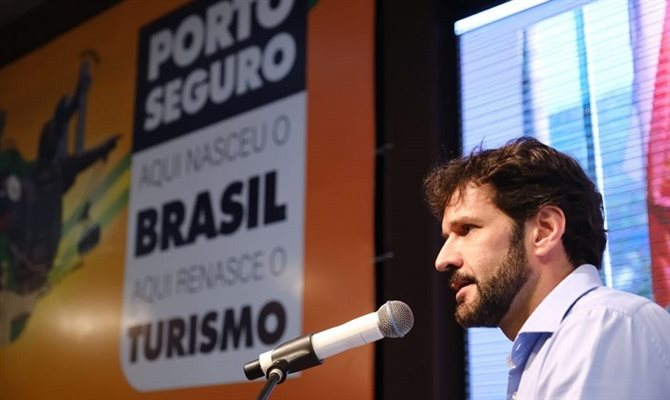 Marcelo Álvaro Antônio em visita a Porto Seguro nesta quinta-feira (13)