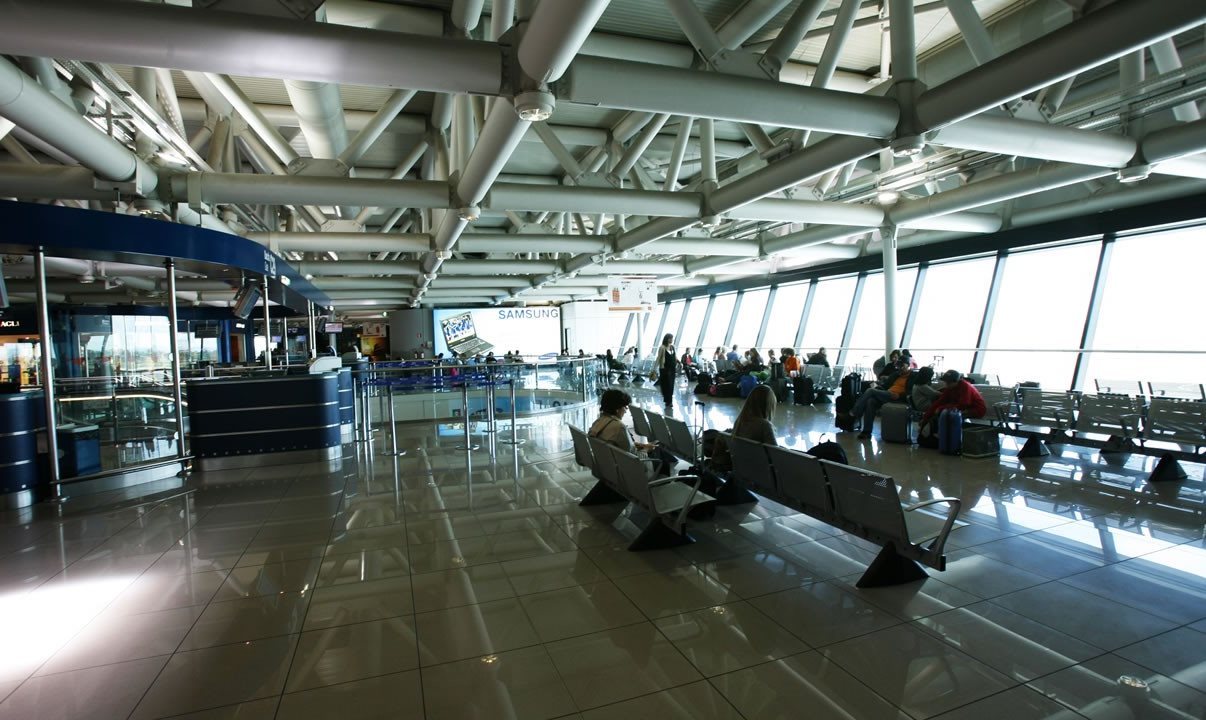 O aeroporto de Roma-Fiumicino é o primeiro do mundo a receber cinco estrelas da Skytrax