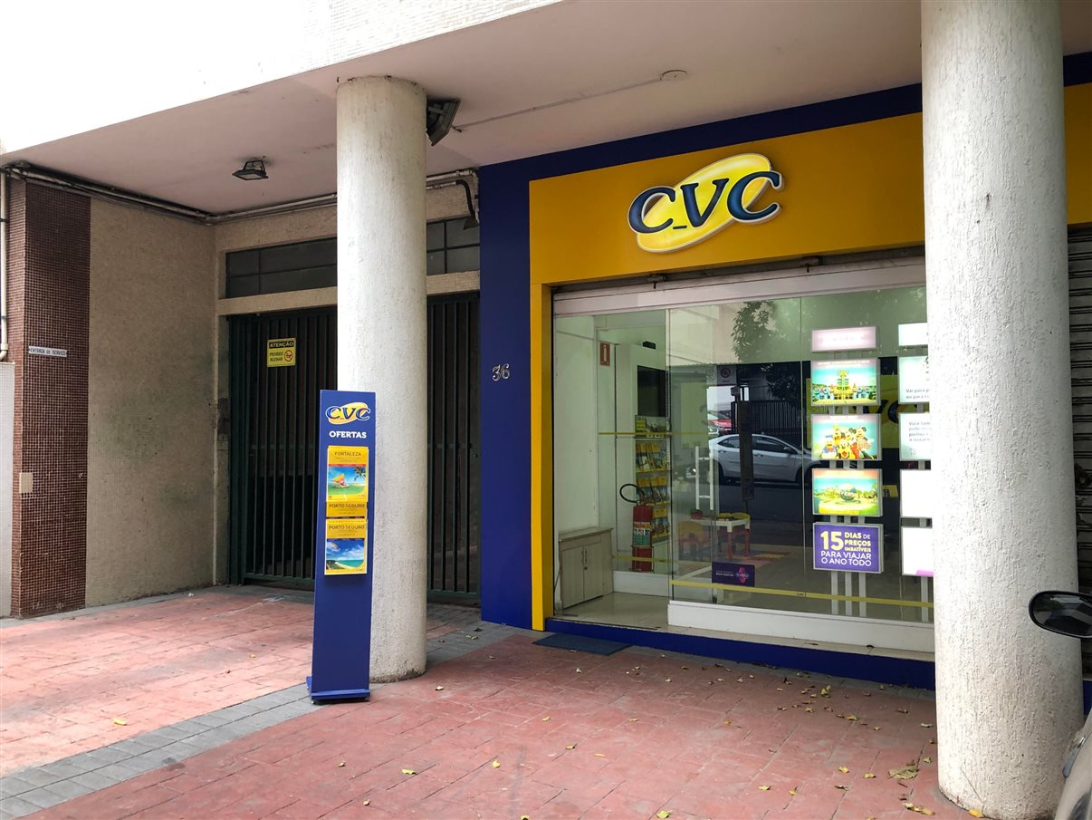 Loja da CVC na Santa Cecília, centro de São Paulo. Uma das 1,2 mil unidades já reabertas na pandemia