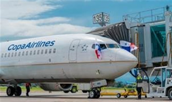 Um voo da Copa Airlines com 35 passageiros foi o primeiro a chegar no Panamá