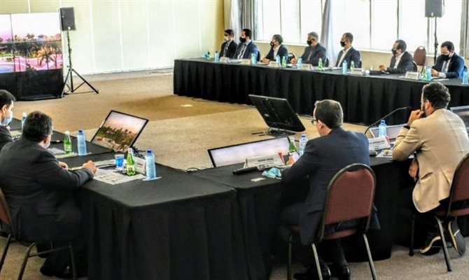 Governo paraibano realizou uma reunião para o lançamento do terceiro edital de chamamento público para novos lotes do Polo Turístico Cabo Branco